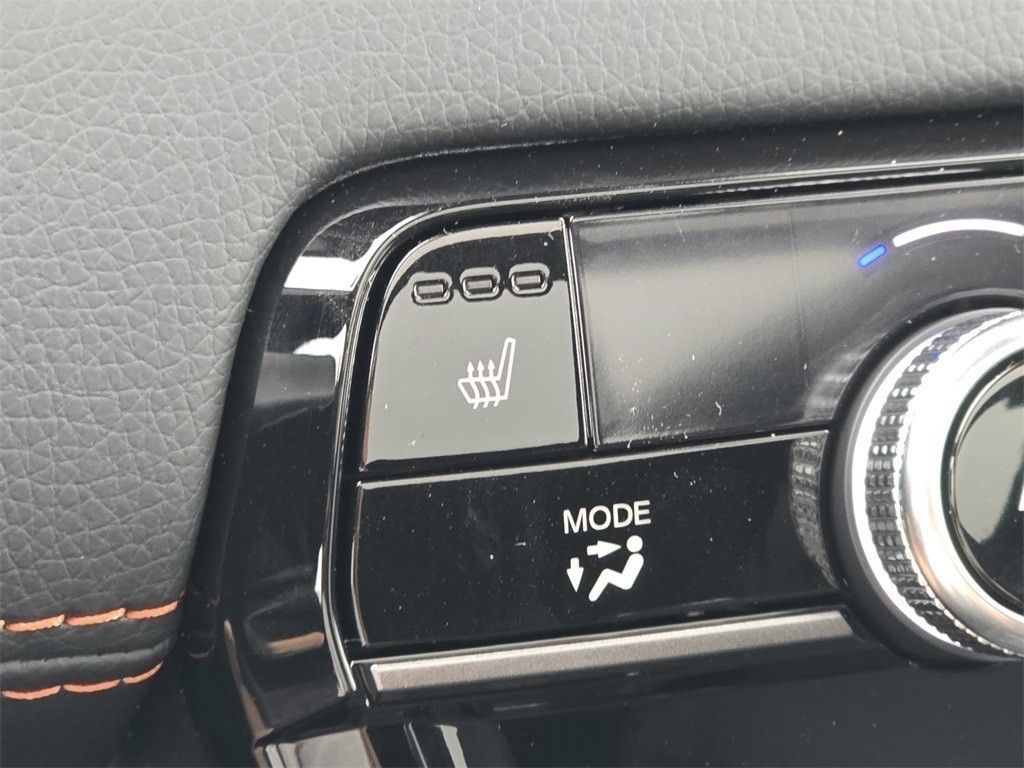 2025 Honda Pilot TrailSport photo 4