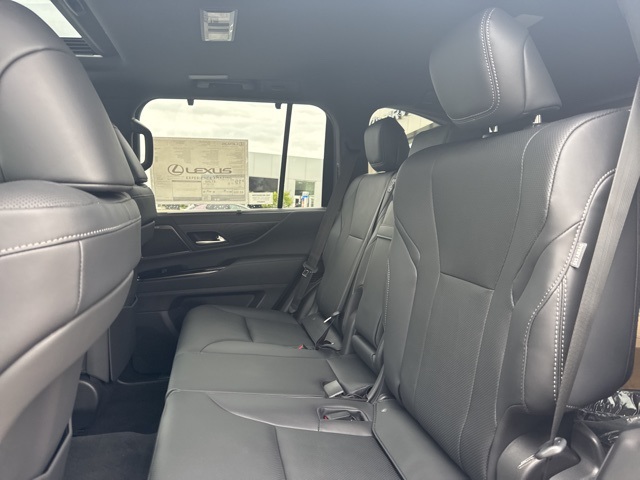 2025 Lexus LX 600 Premium photo 36