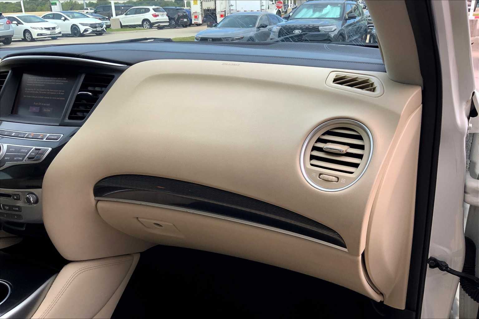 2018 Infiniti QX60 Plus Premium photo 15