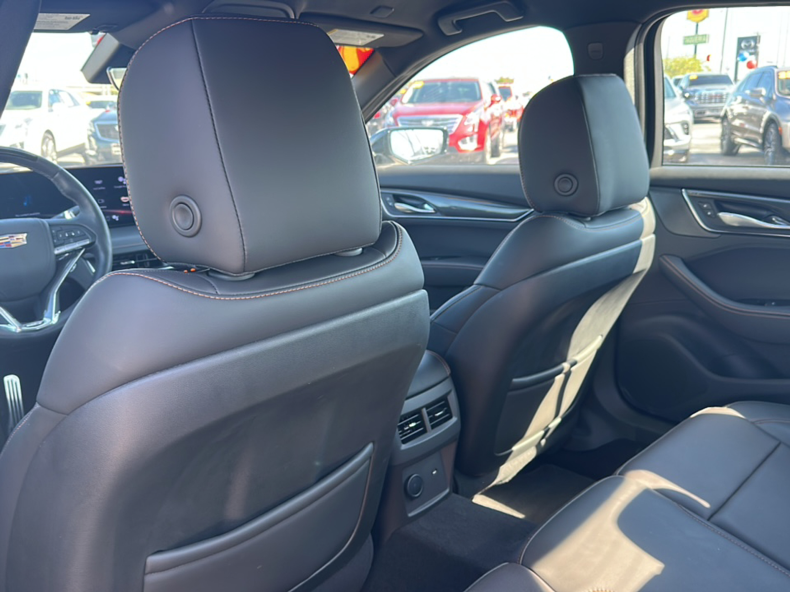 2025 Cadillac CT5 V photo 3