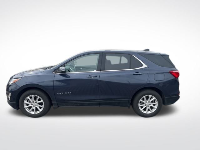 2018 Chevrolet Equinox LT photo 2