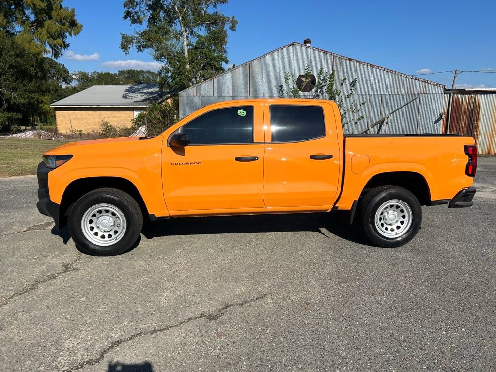 2025 Chevrolet Colorado Work Truck photo 4