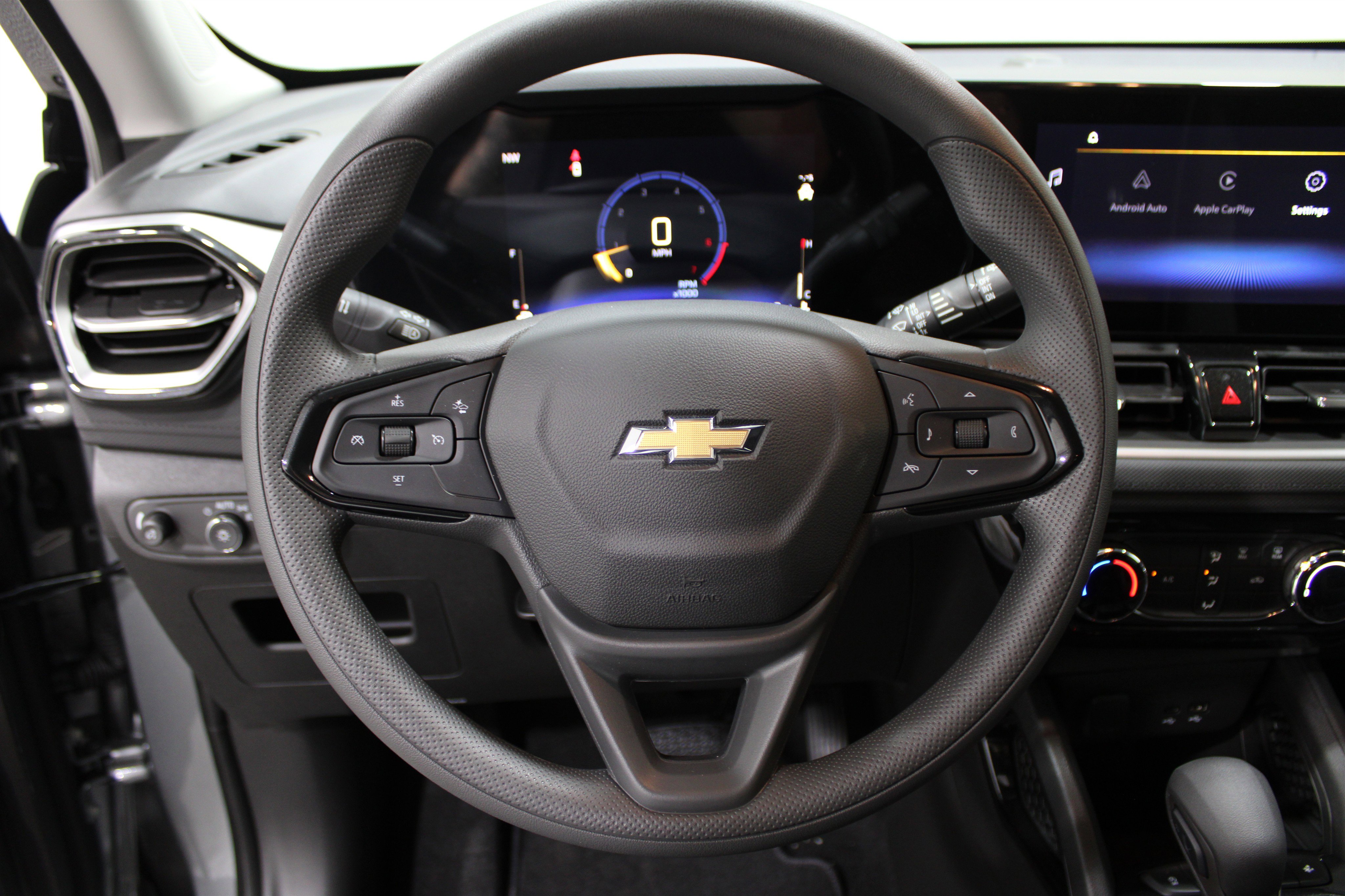 2026 Chevrolet Trailblazer LT photo 3