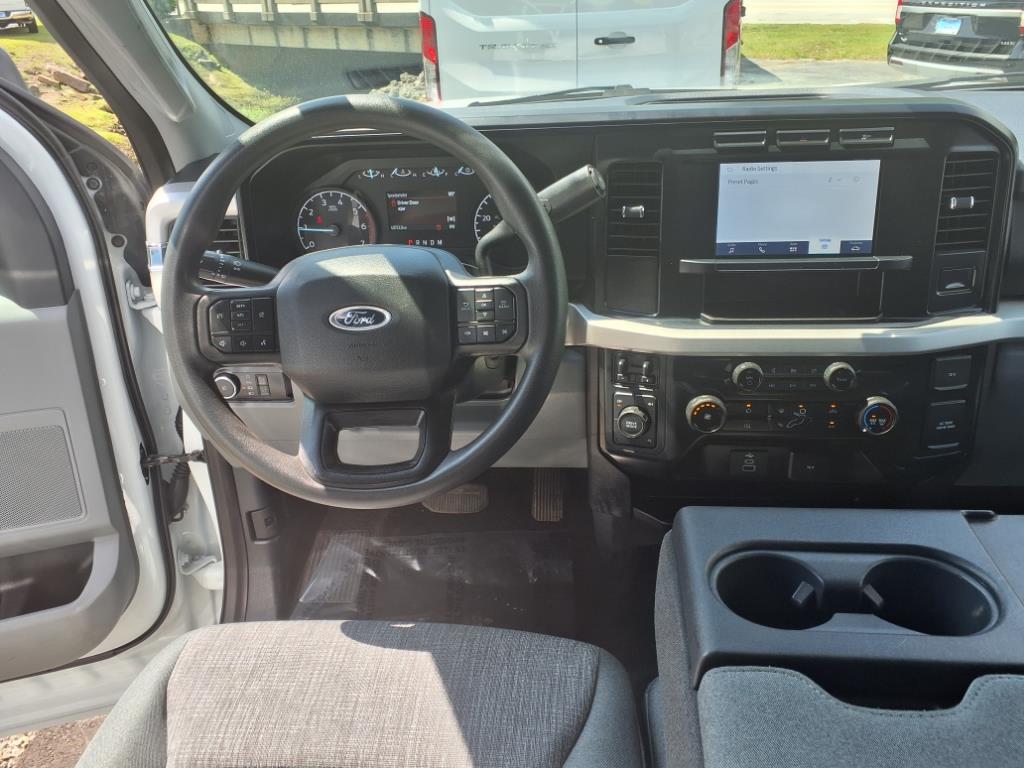2024 Ford F-250 XLT photo 9
