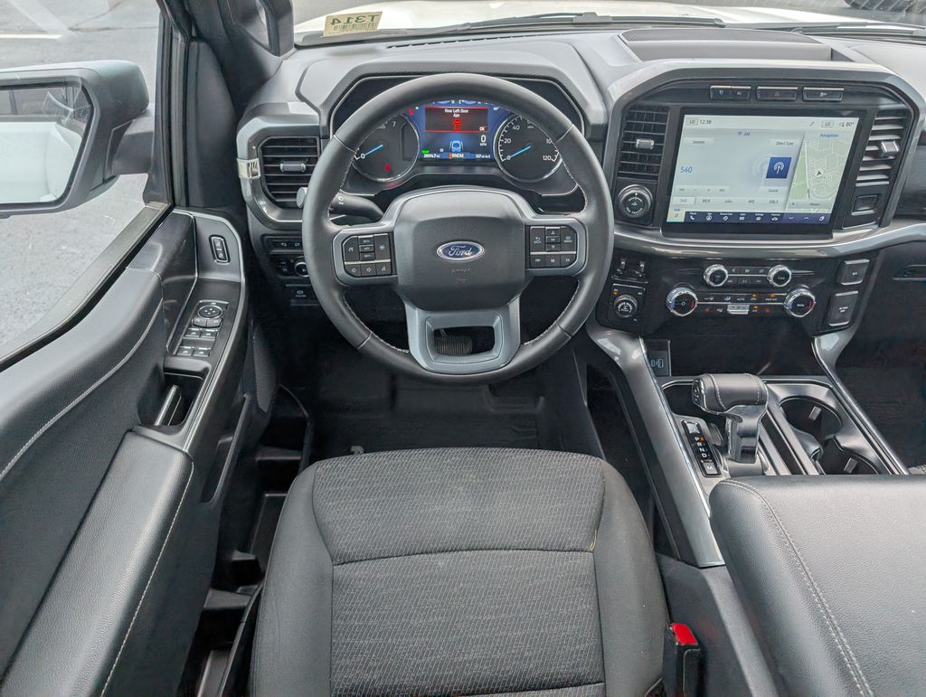 2023 Ford F-150 XLT photo 7