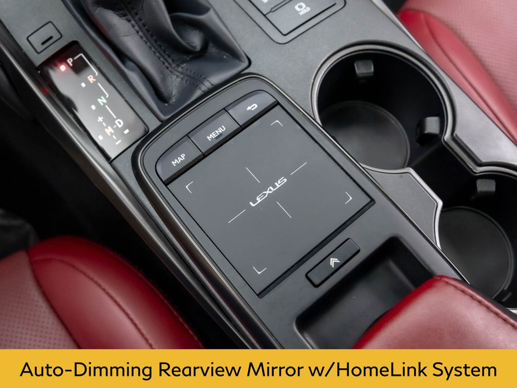 2022 Lexus IS 300 AWD photo 25