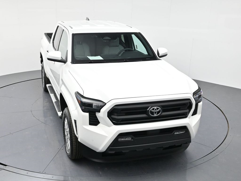 2024 Toyota Tacoma photo 38