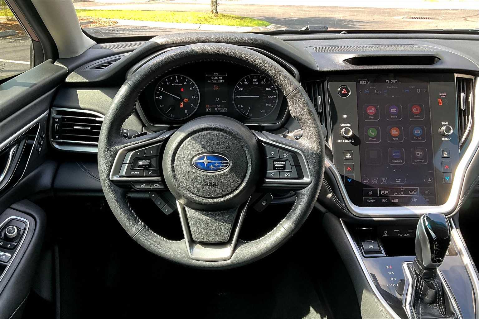 2020 Subaru Outback Limited photo 4