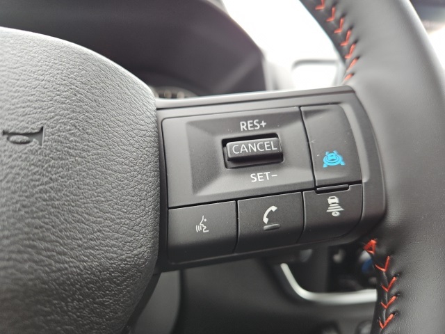 2026 Nissan Rogue SV photo 33