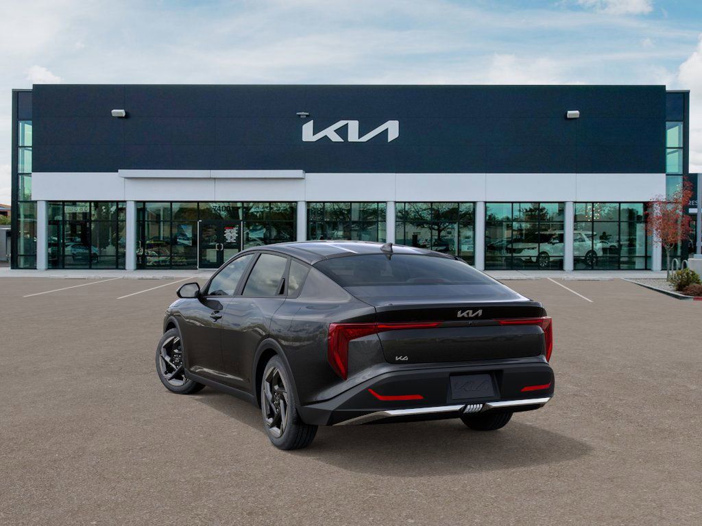 2025 Kia K4 EX photo 4