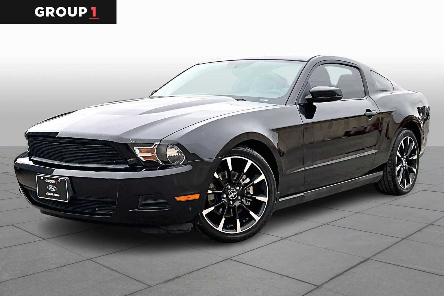 2012 Ford Mustang V6's photo