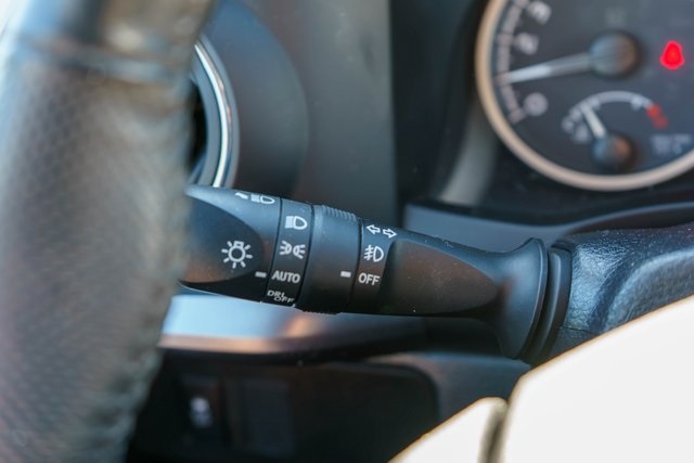2023 Toyota Tacoma SR5 photo 18