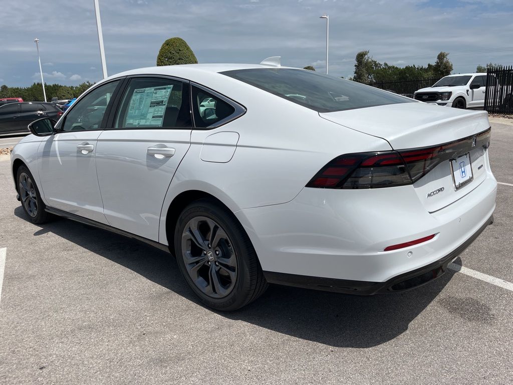2025 Honda Accord Hybrid EX-L photo 4