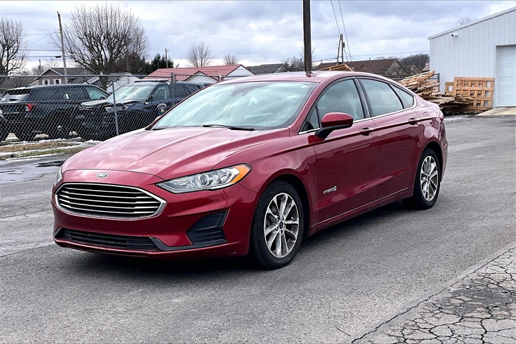 Used 2019 Ford Fusion Hybrid SE with VIN 3FA6P0LUXKR167754 for sale in Van Wert, OH