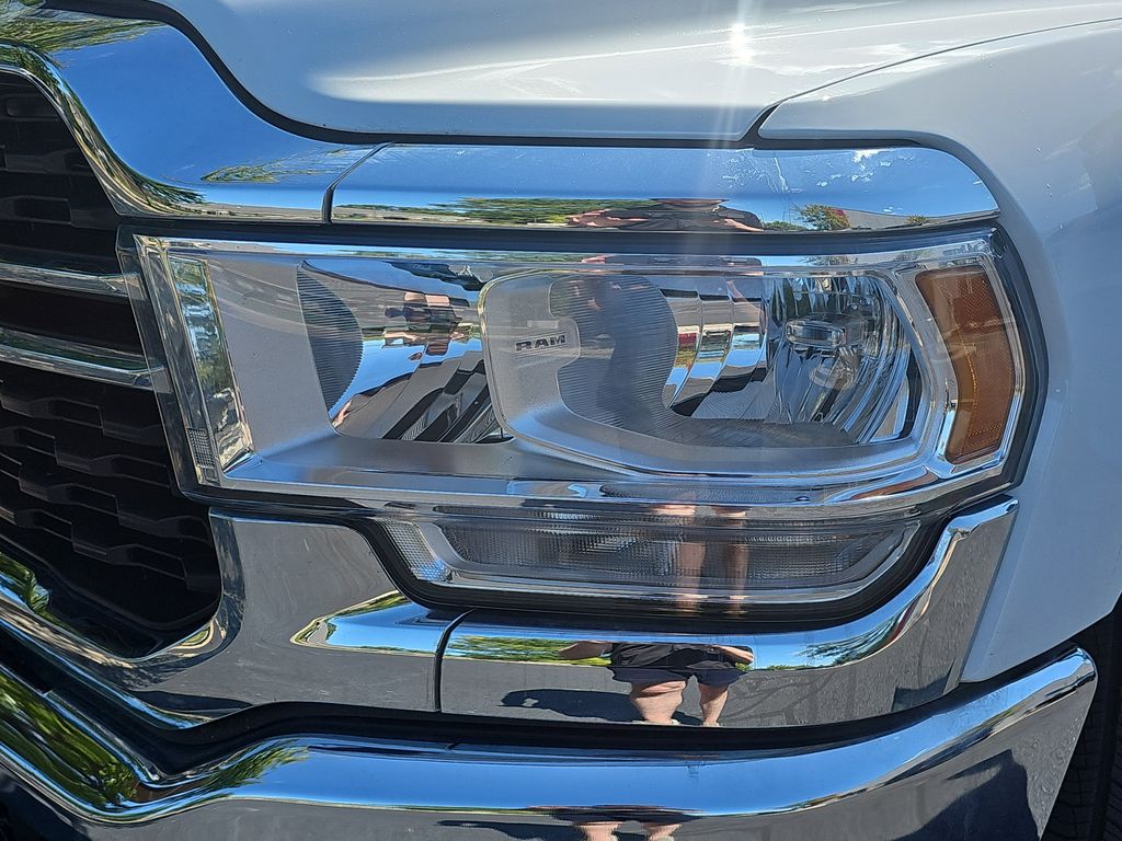 2024 Ram 2500 Big Horn photo 28