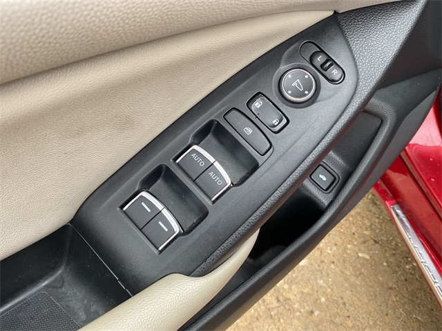 2019 Honda Accord Hybrid Touring photo 20