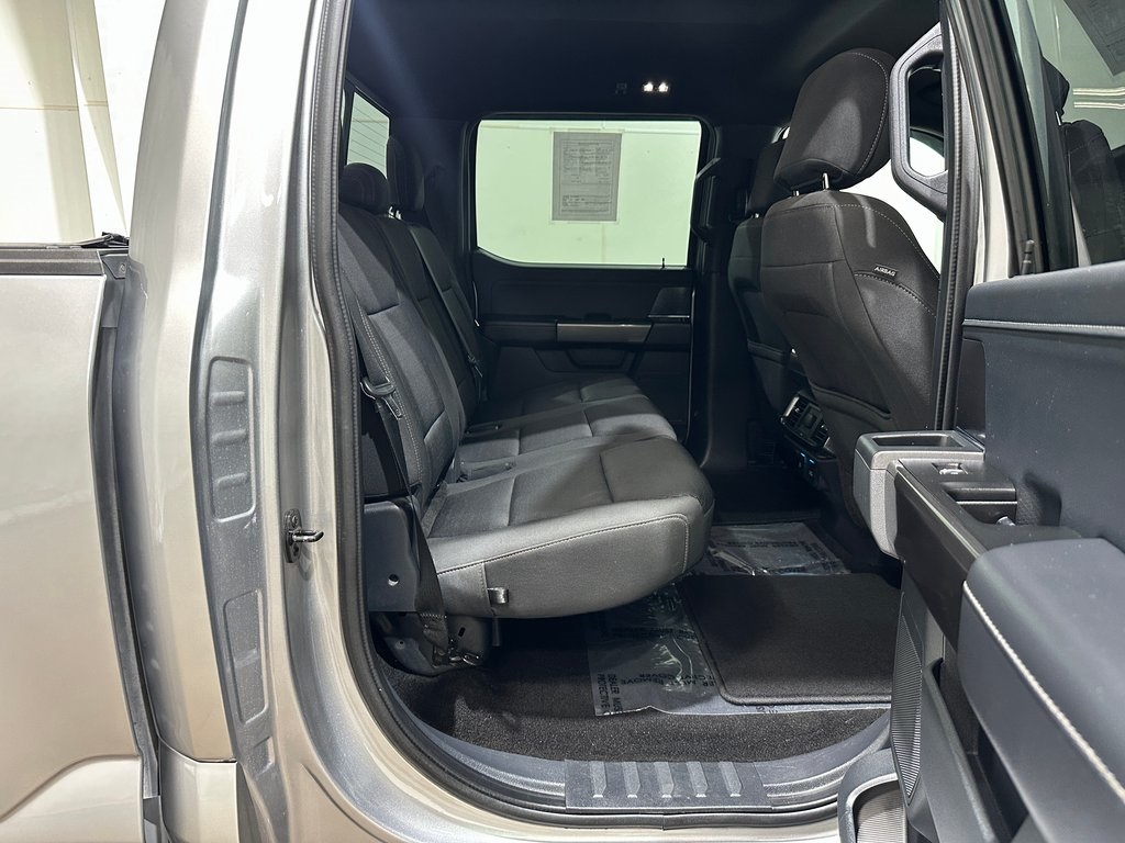 2021 Ford F-150 XLT photo 32