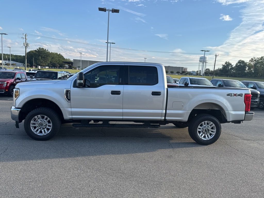 2019 Ford F-250 XLT photo 4