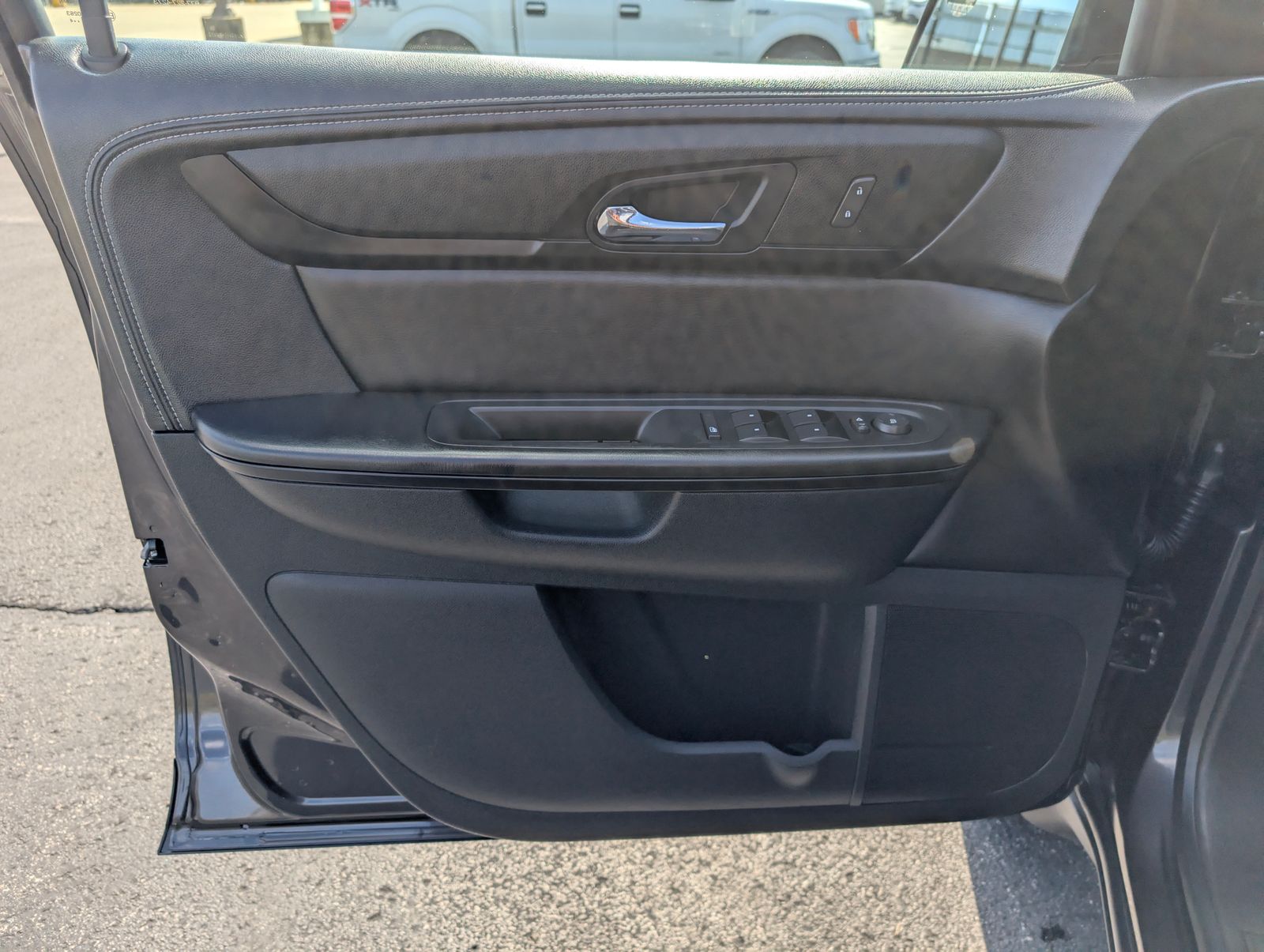 2014 Chevrolet Traverse 1LT photo 10