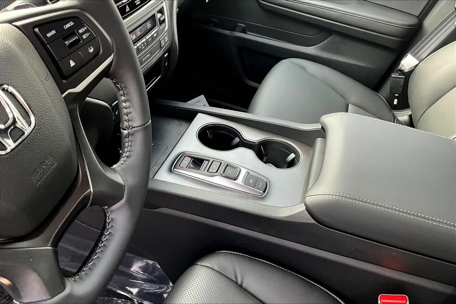 2025 Honda Ridgeline RTL photo 13