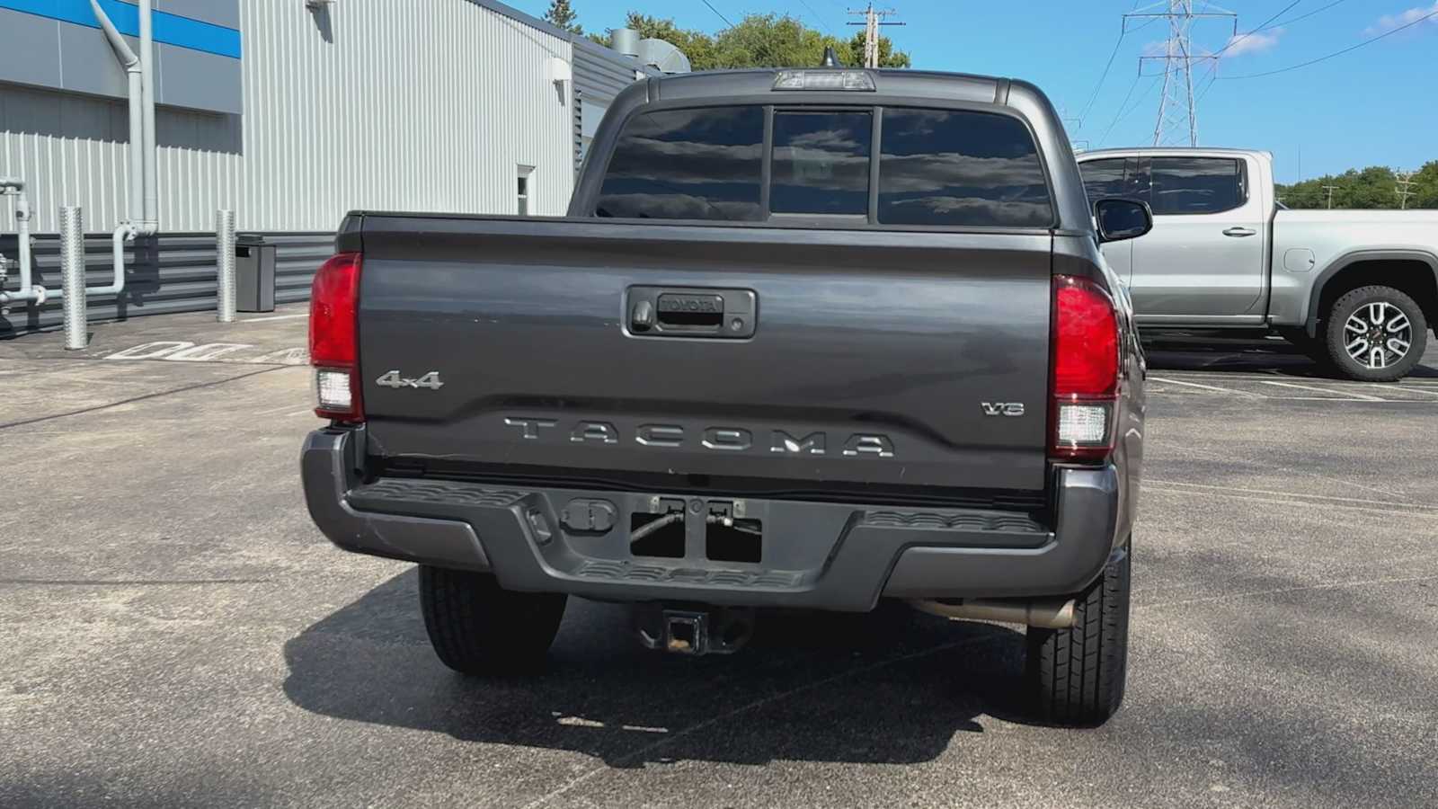 2020 Toyota Tacoma SR V6 photo 3