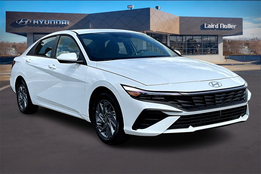 2025 Hyundai Elantra Hybrid Blue photo 2