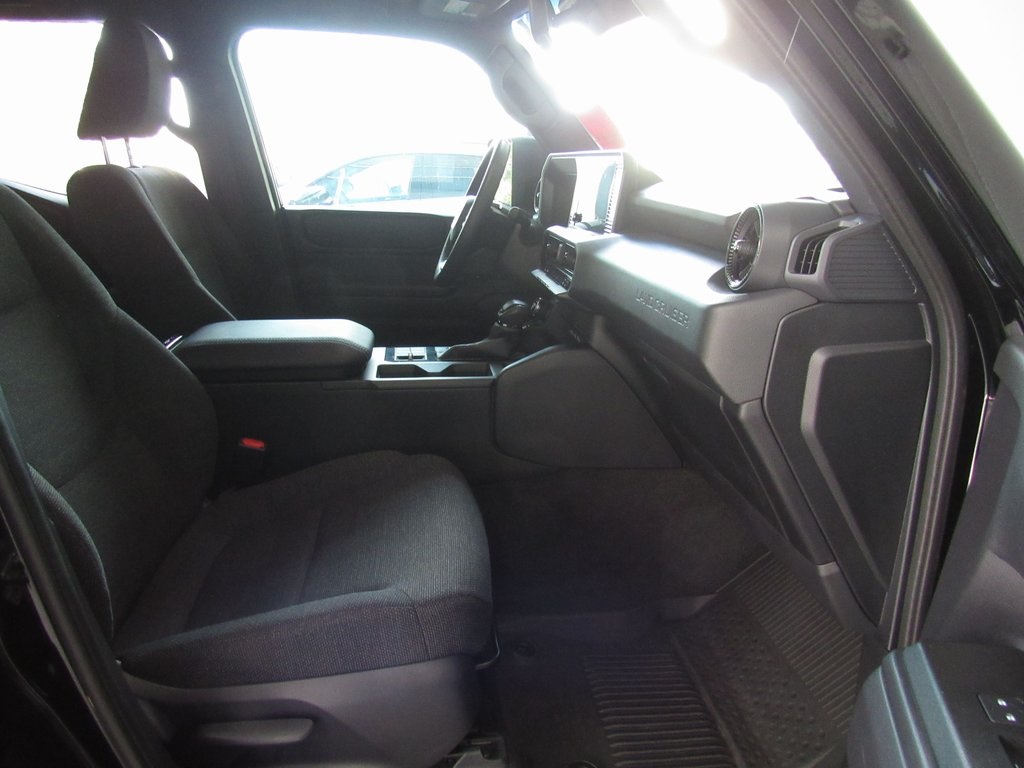 2024 Toyota Land Cruiser photo 17