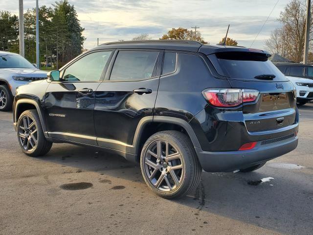 2026 Jeep Compass Limited Altitude photo 4