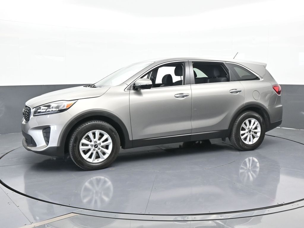 2019 Kia Sorento LX photo 2