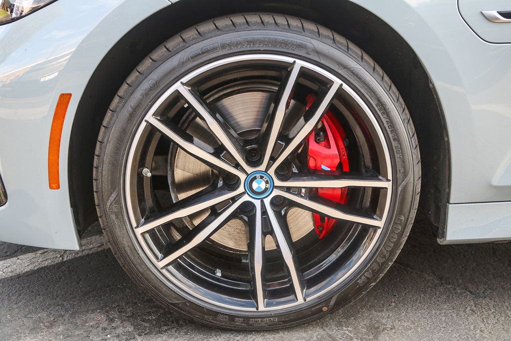 2023 Bmw 330e photo 8
