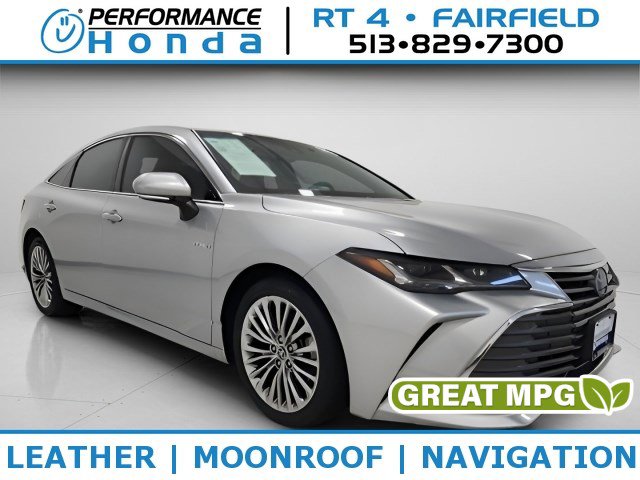 2020 Toyota Avalon Limited's photo