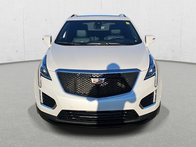 2025 Cadillac XT5 Sport photo 2