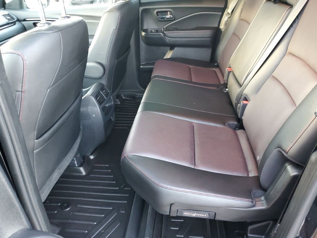 2021 Honda Ridgeline Black Edition photo 20