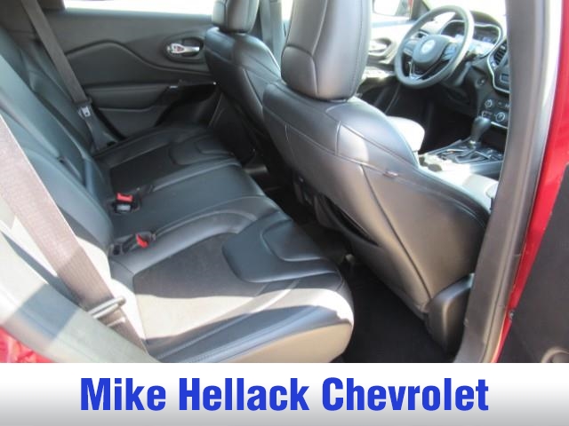 2021 Jeep Cherokee Altitude photo 12