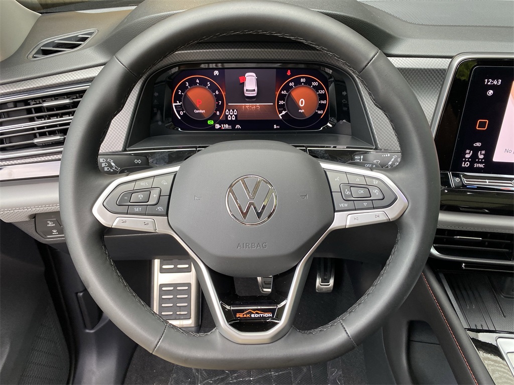 2025 Volkswagen Atlas Peak Edition SE photo 26