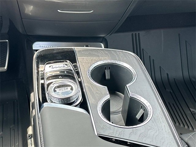 2026 Cadillac Lyriq photo 4