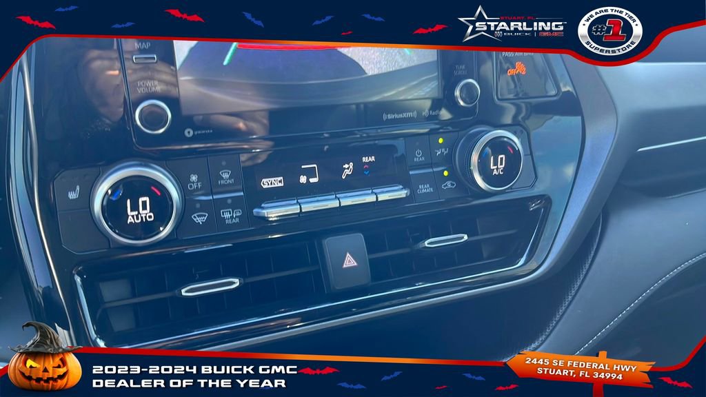 2022 Toyota Highlander XLE photo 19