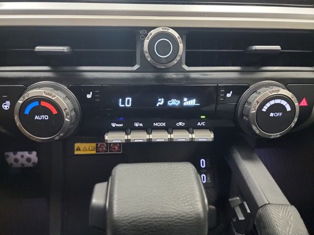 2024 Toyota Tacoma 4x4 Double Cab photo 23