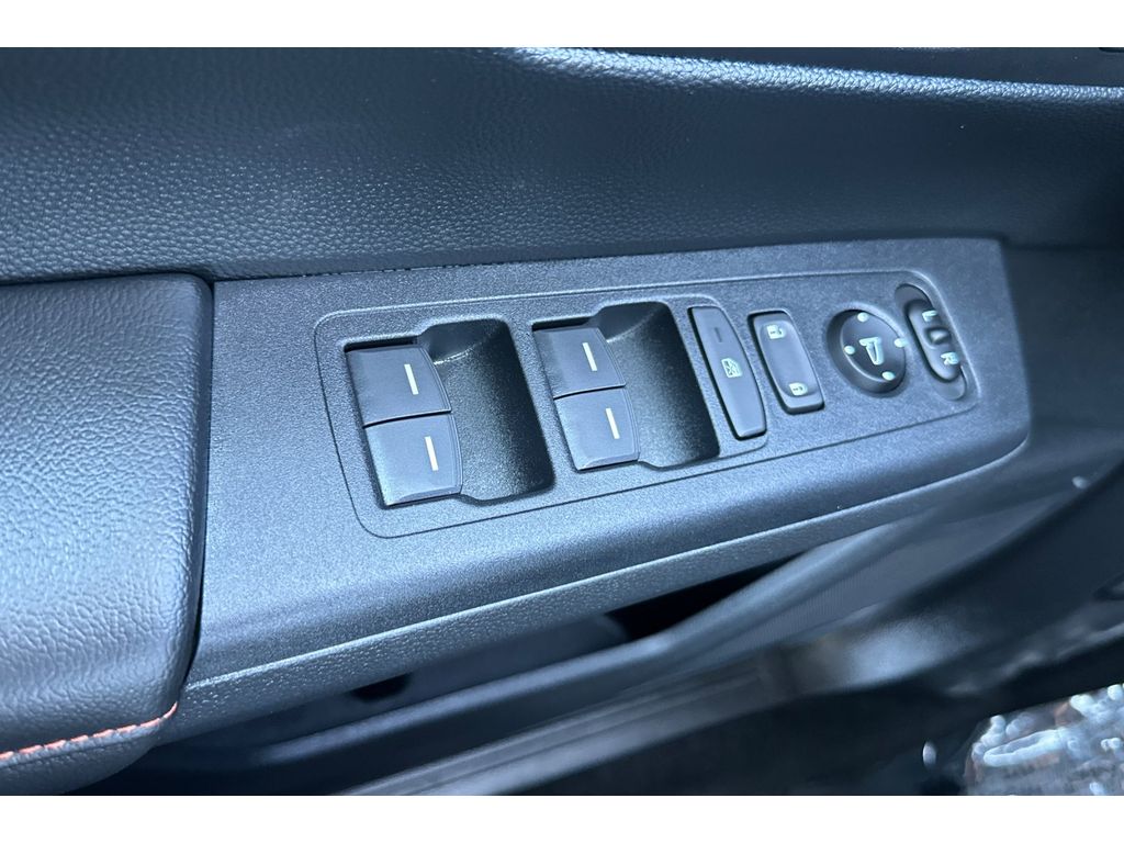 2025 Honda CR-V Hybrid Sport-L photo 10