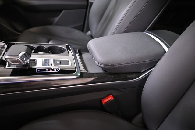 2022 Audi Q7 55 Premium photo 20