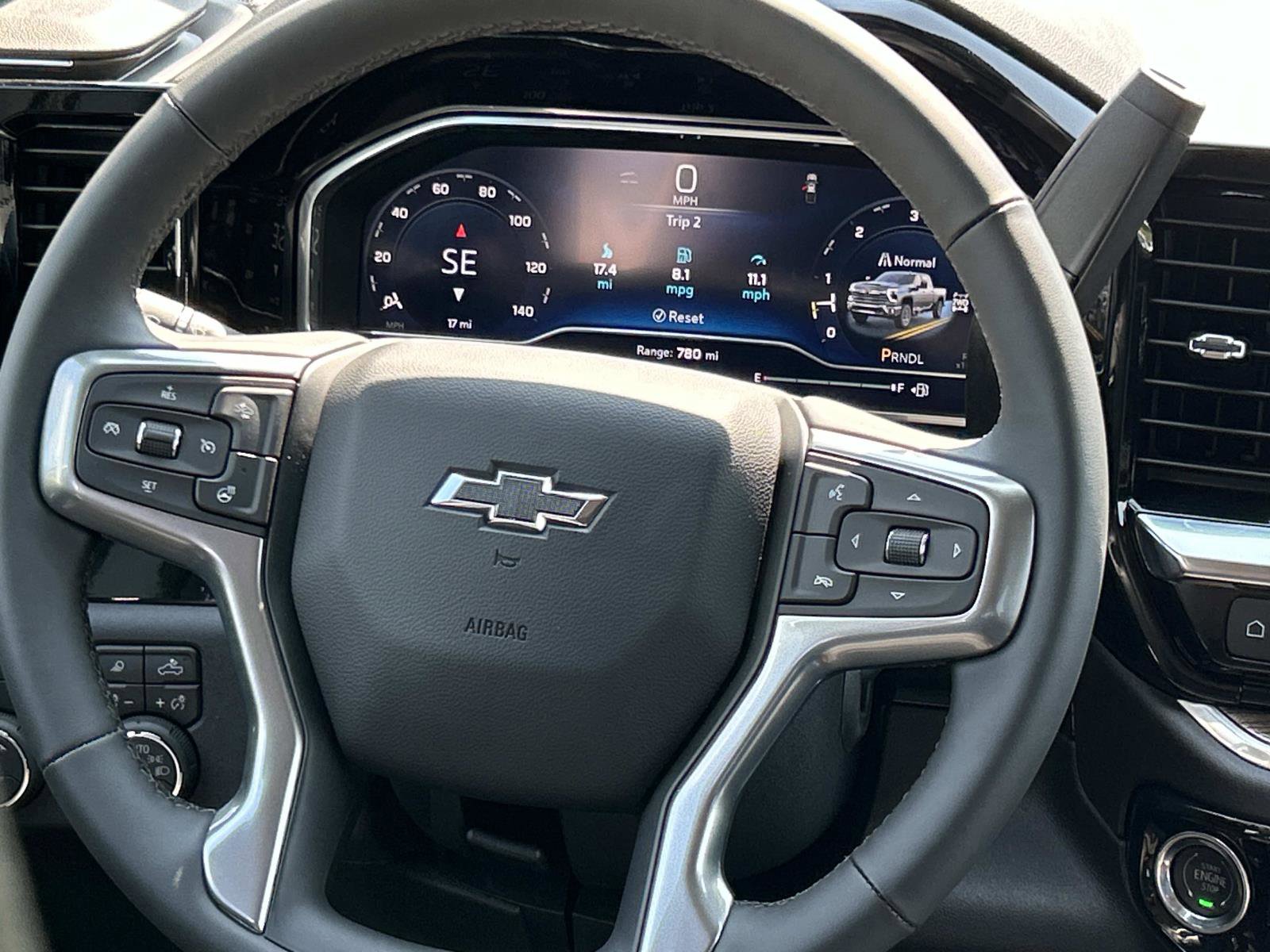 2025 Chevrolet Silverado 2500HD LT photo 13