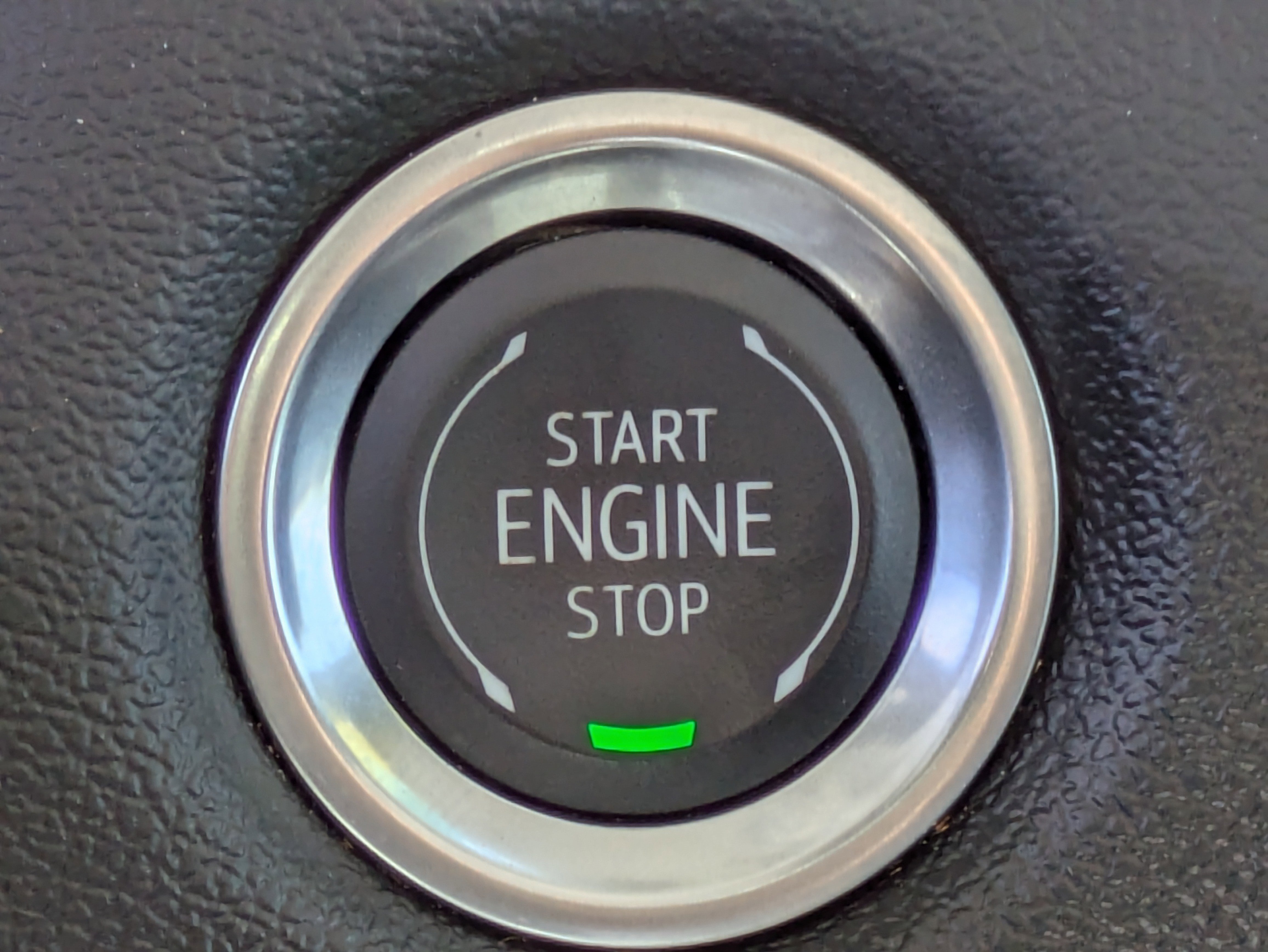 2024 Chevrolet Colorado LT photo 7