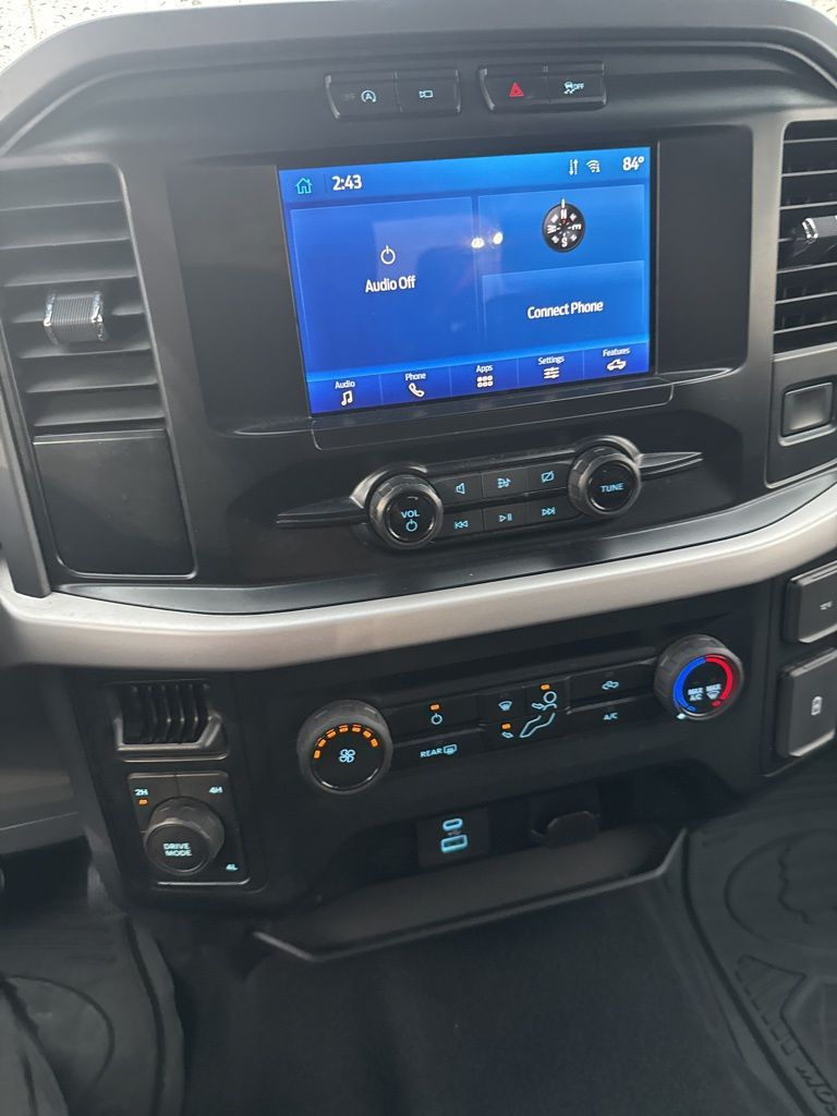 2023 Ford F-150 XLT photo 25
