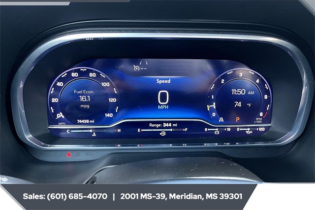 2023 Chevrolet Suburban LT photo 13