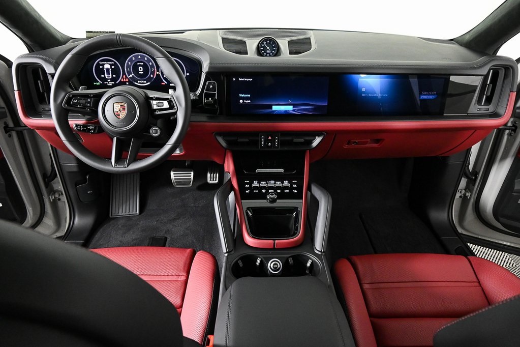 2026 Porsche Cayenne GTS Coupe photo 18