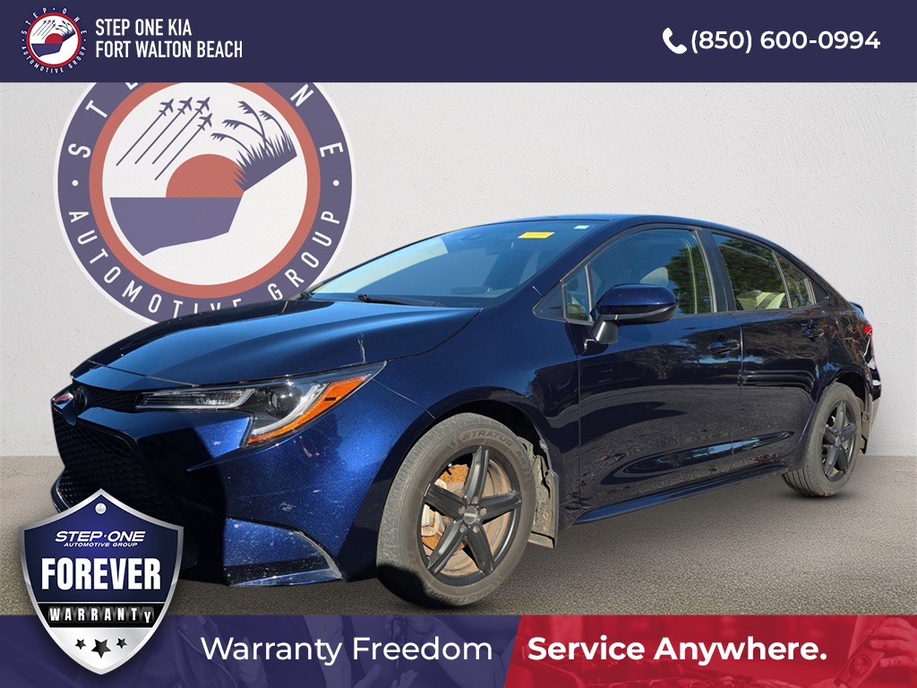 2022 Toyota Corolla LE's photo