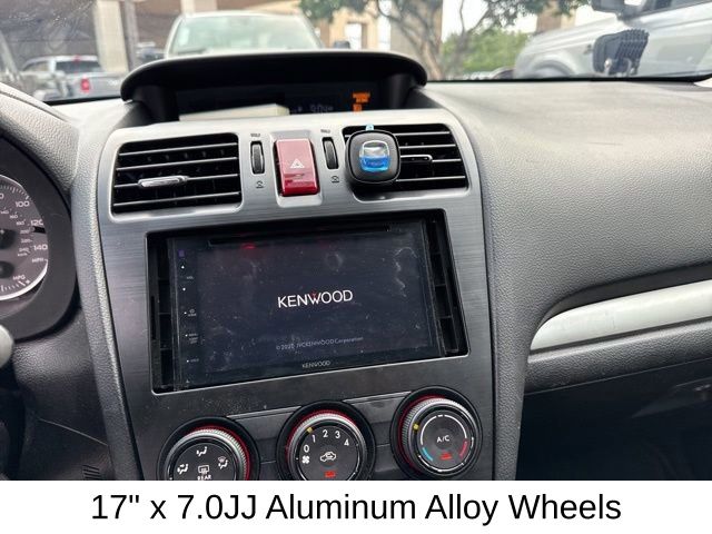 2014 Subaru Crosstrek 2.0i Premium photo 9