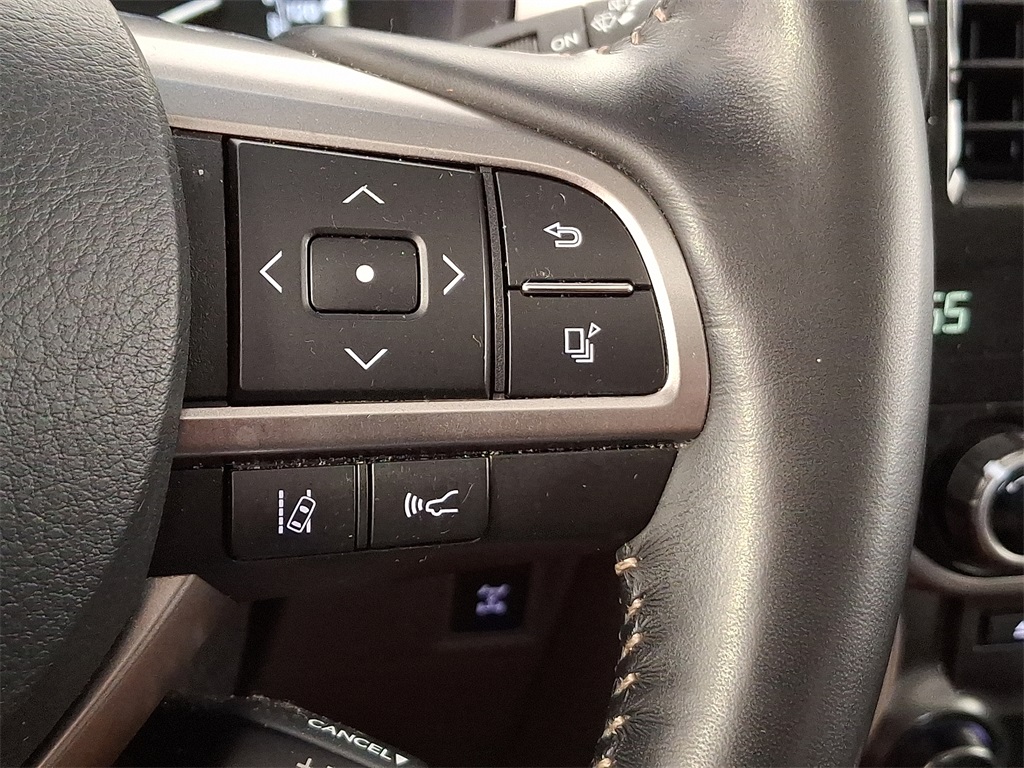 2023 Lexus GX 460 photo 22