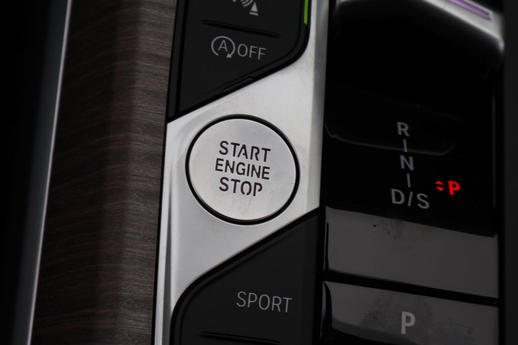 2025 Bmw M340i photo 28