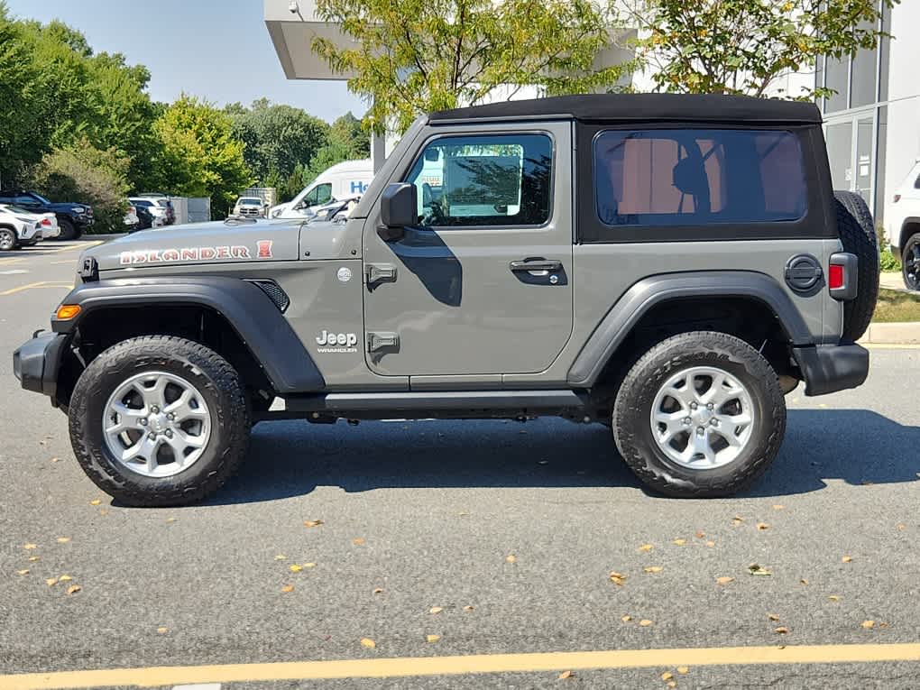 2021 Jeep Wrangler Islander photo 5